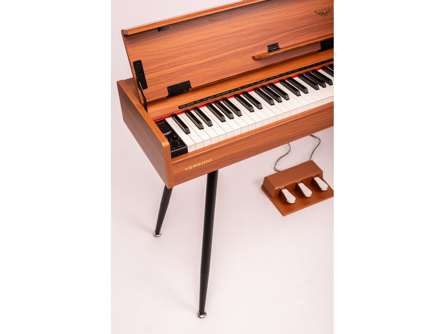 Black Hawk Versoni V10NB Digital Piano